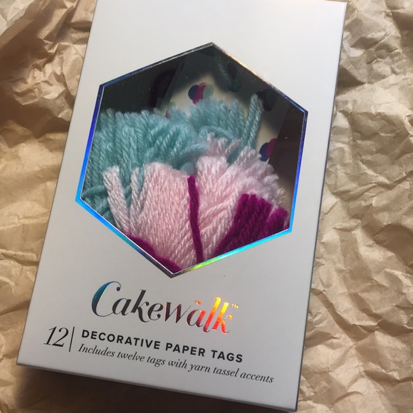 Paper tags - Picture 2 of 2